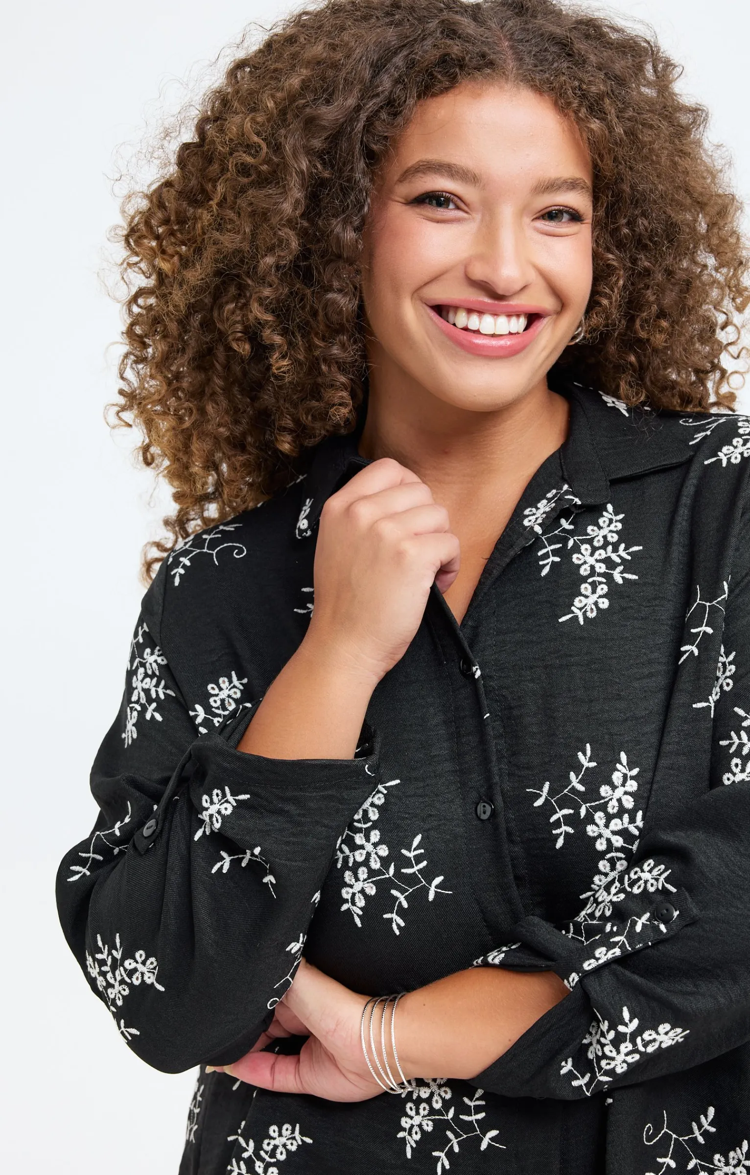 Toscane Boutique Chemisiers & Tuniques|Chemise brodée NOIR