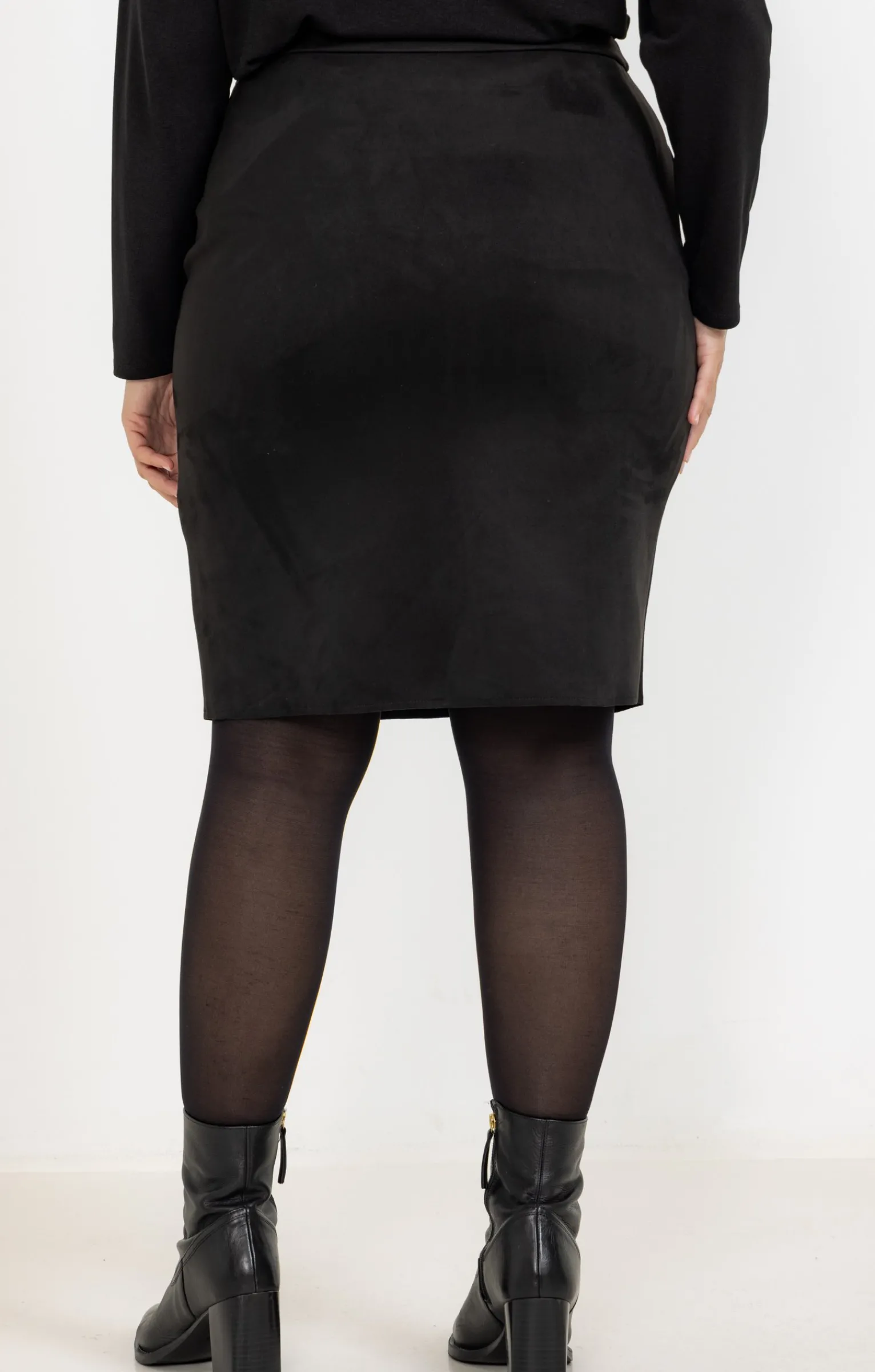 Toscane Boutique Jupes|Jupe courte et droite suédine NOIR