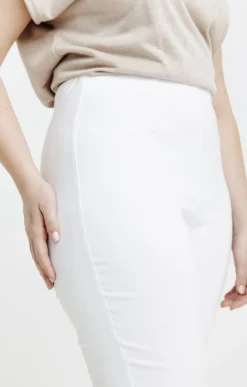 Toscane Boutique Pantalons|Pantacourt avec oeillet en bas de jambe BLANC