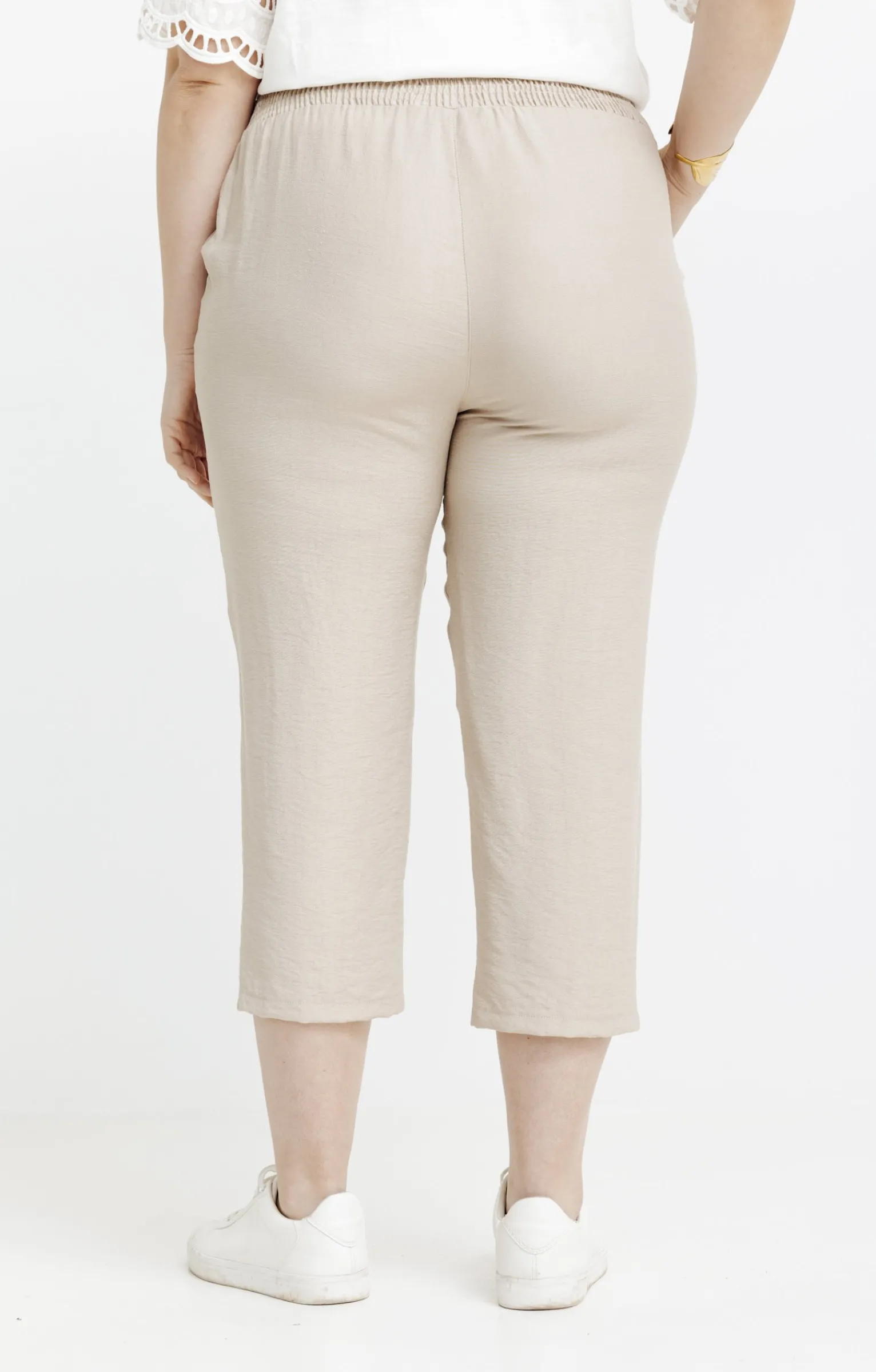 Toscane Boutique Pantalons|Pantacourt droit boutons fleurs AVOINE