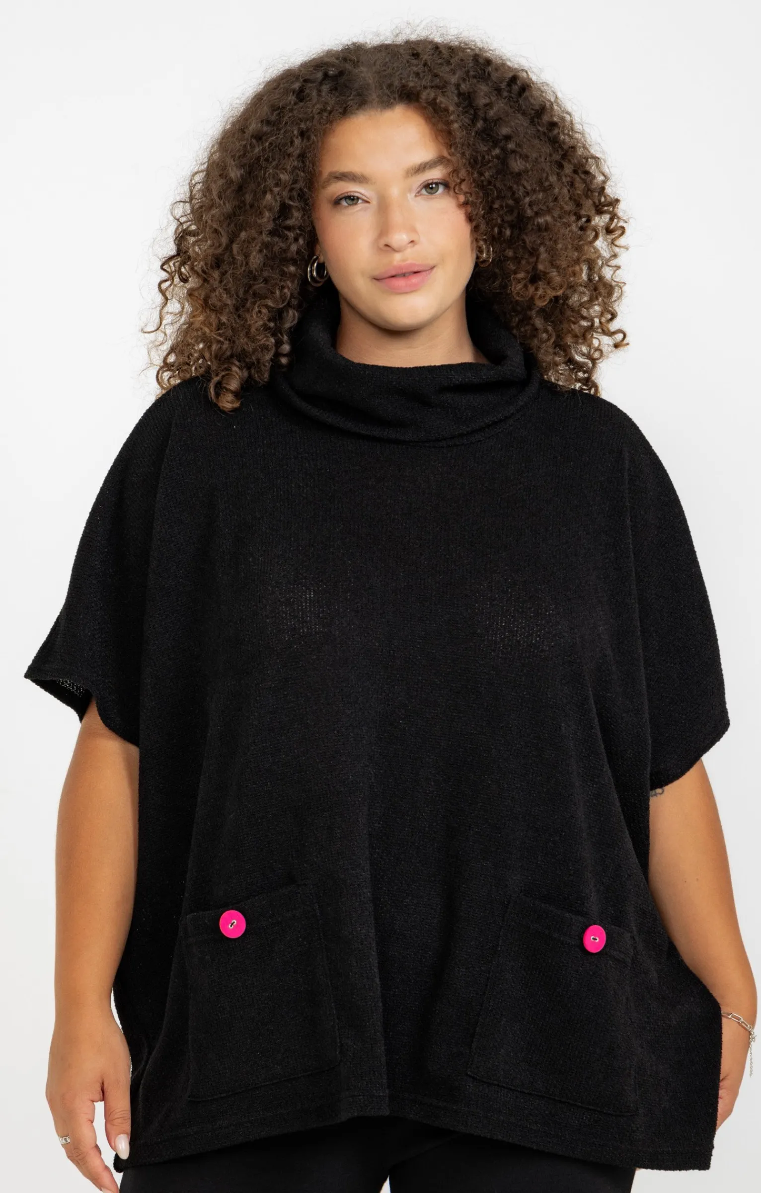 Toscane Boutique Pulls & Cardigans|Poncho à poches et boutons colorés NOIR