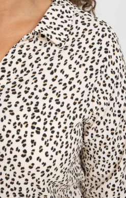 Toscane Boutique Tee-shirts|Tee-shirt effet chemise léopard CREME