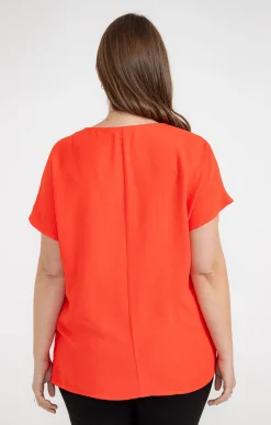 Toscane Boutique Tee-shirts|Tee-shirt uni avec feston ROUGE CLAIR