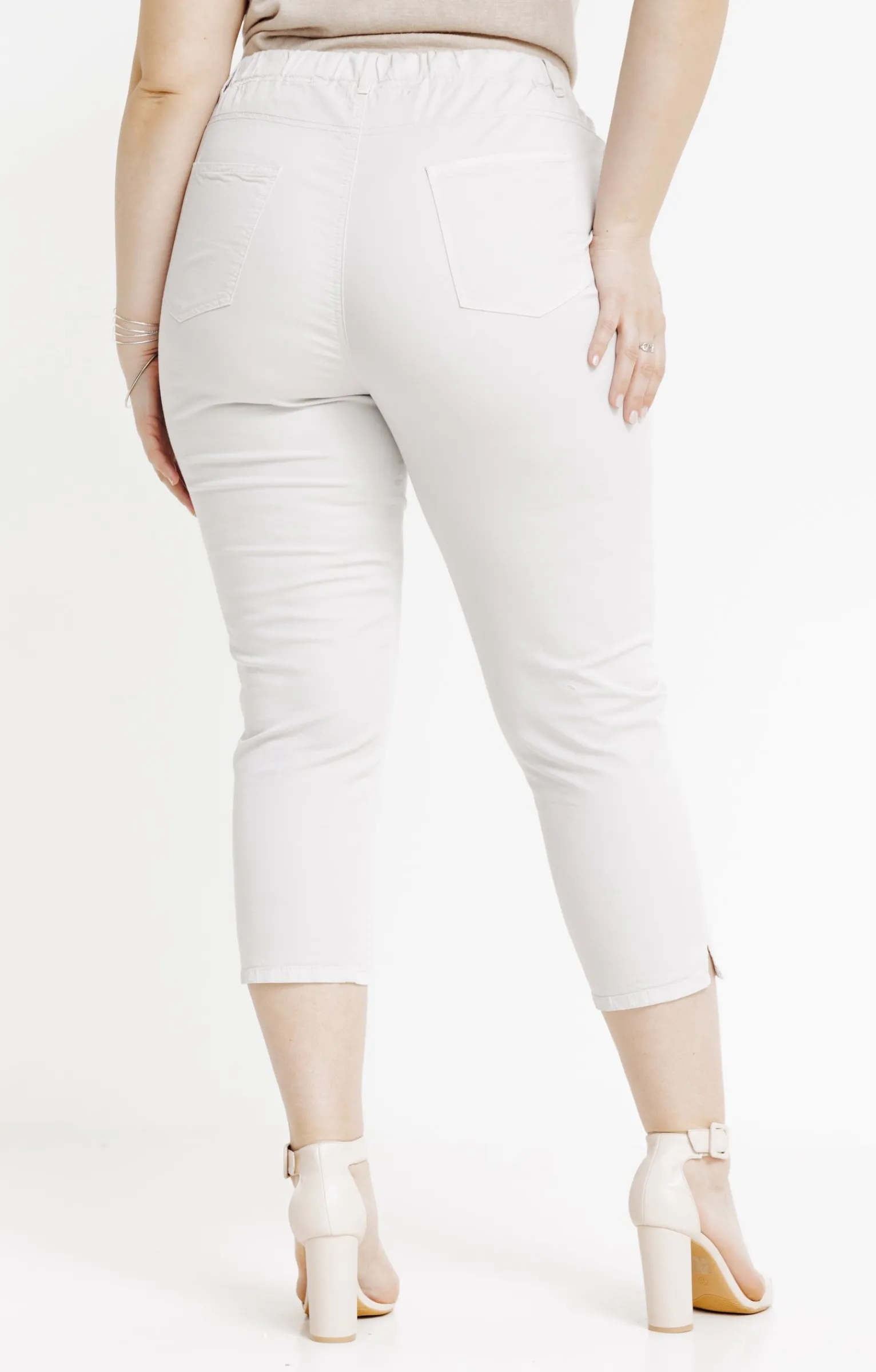 Toscane Boutique Pantalons|Tregging court détail rivet AVOINE